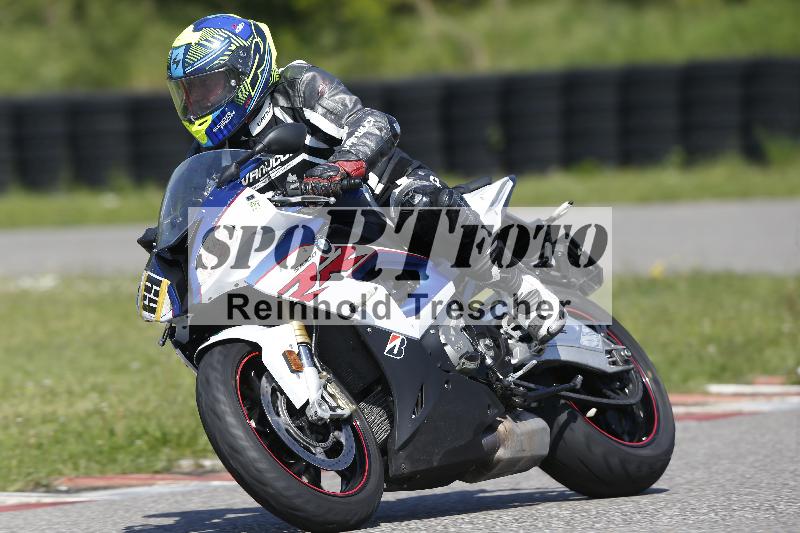 /Archiv-2025/11 29.04.2025 PROMAX ADR/Gruppe gruen/69